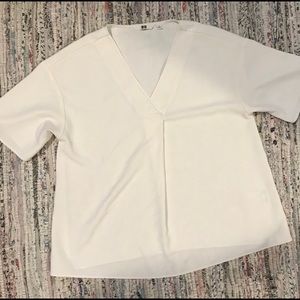 White Uniqlo shirt
